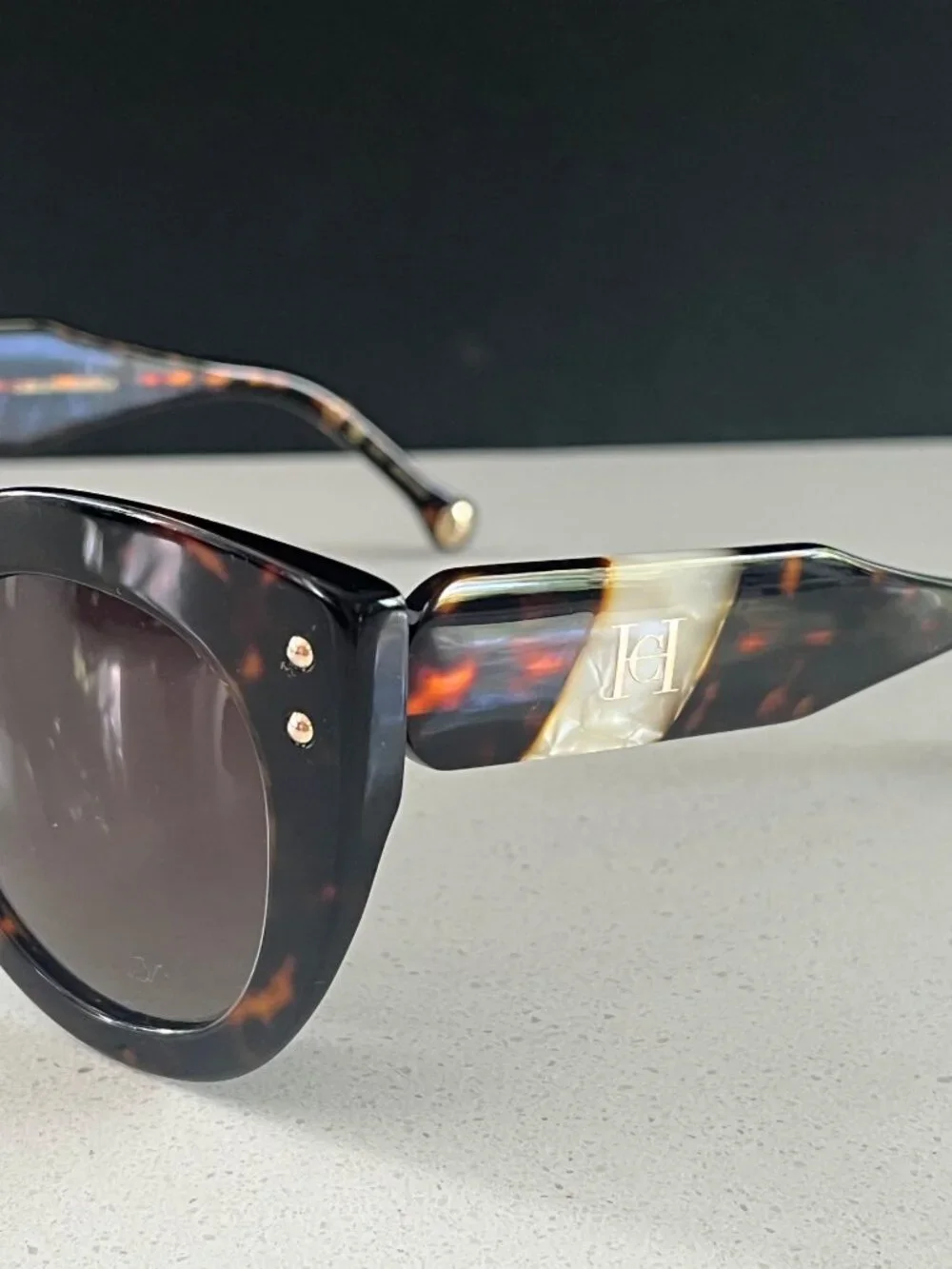 CAROLINA HERRERA Butterfly Full Rim Sunglasses - Brown